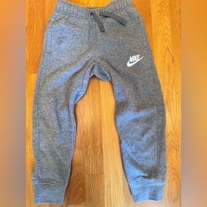 Nike boys joggers